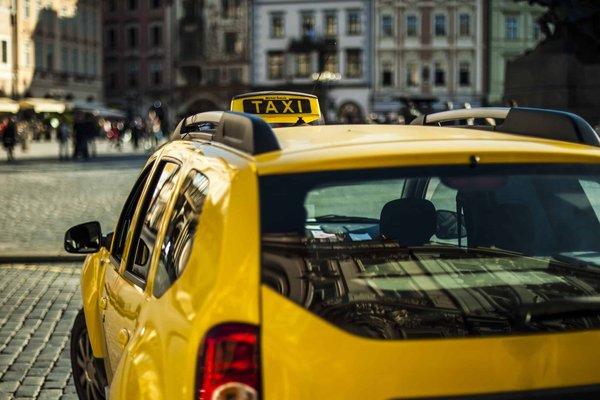 Transfert Lyon vers Genève : privilégiez les transferts en taxi