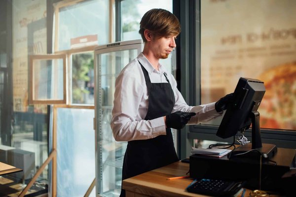 Quel est le processus de tout recrutement dans le domaine de la restauration ?