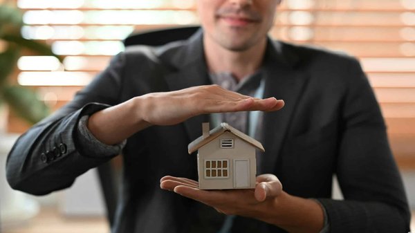 Comment obtenir une attestation de villégiature auprès de la MACIF ?